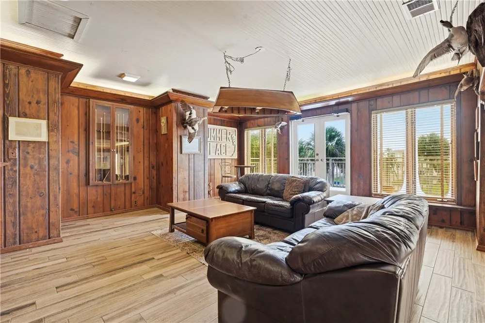 400 S 12th Street Port Aransas, TX 78373