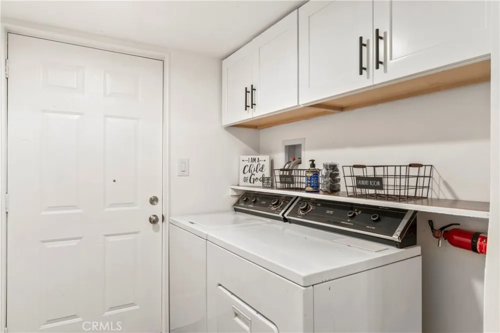 899 Blueridge Drive Lake Arrowhead, CA 92385