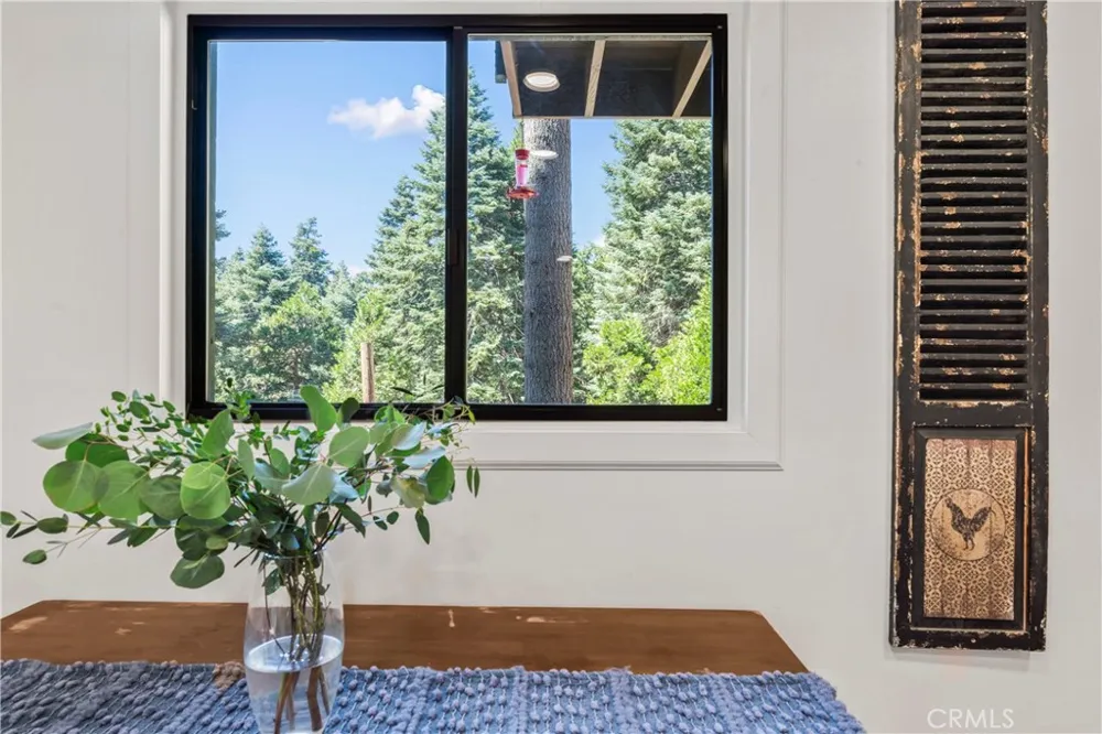 899 Blueridge Drive Lake Arrowhead, CA 92385