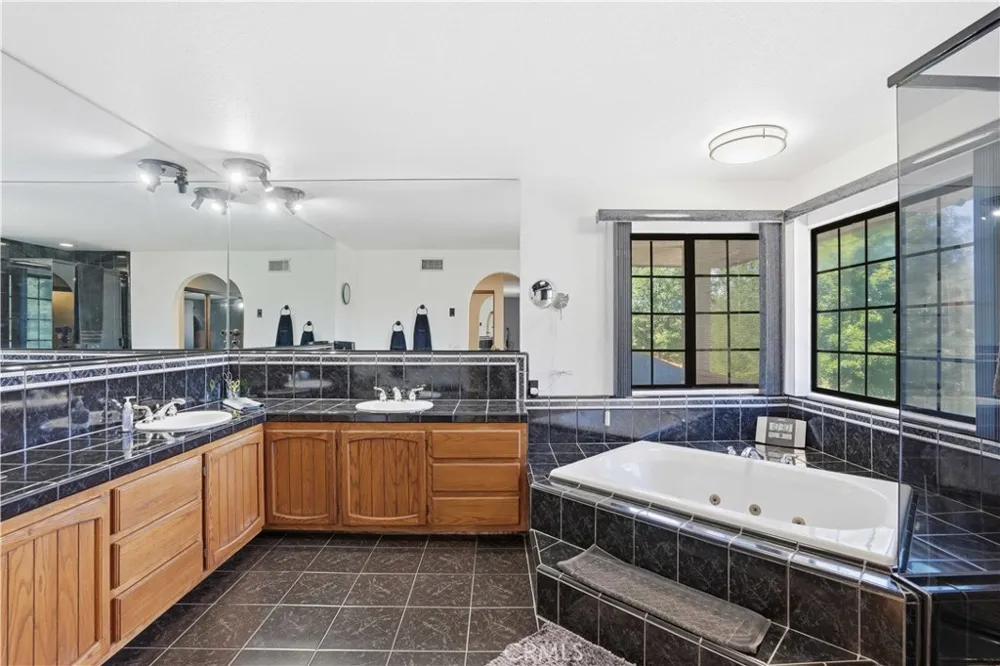30414 Sloan Canyon Castaic, CA 91384