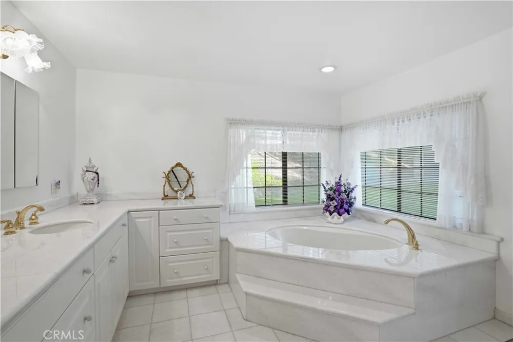 30414 Sloan Canyon Castaic, CA 91384