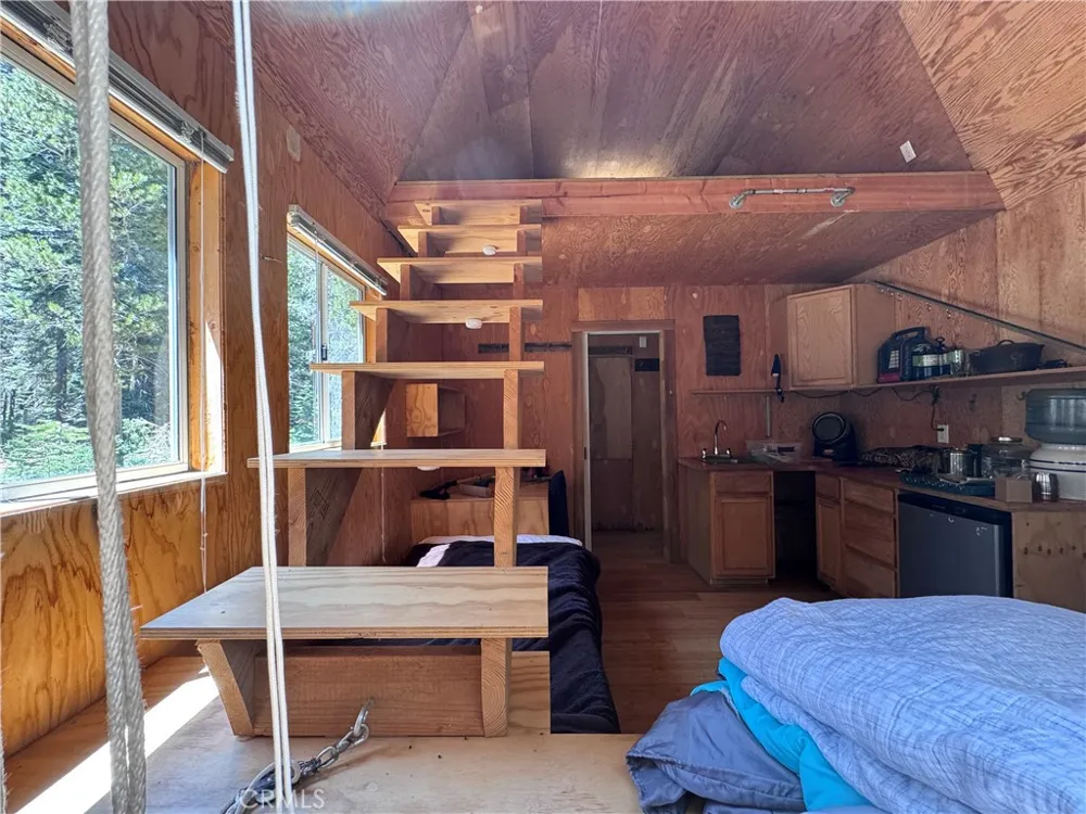 10 Beasore Road Bass Lake, CA 93604