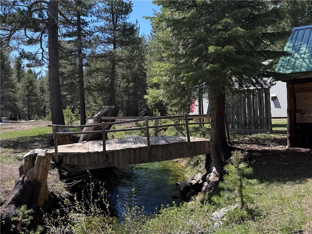 10 Beasore Road Bass Lake, CA 93604