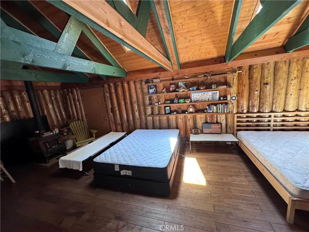 10 Beasore Road Bass Lake, CA 93604