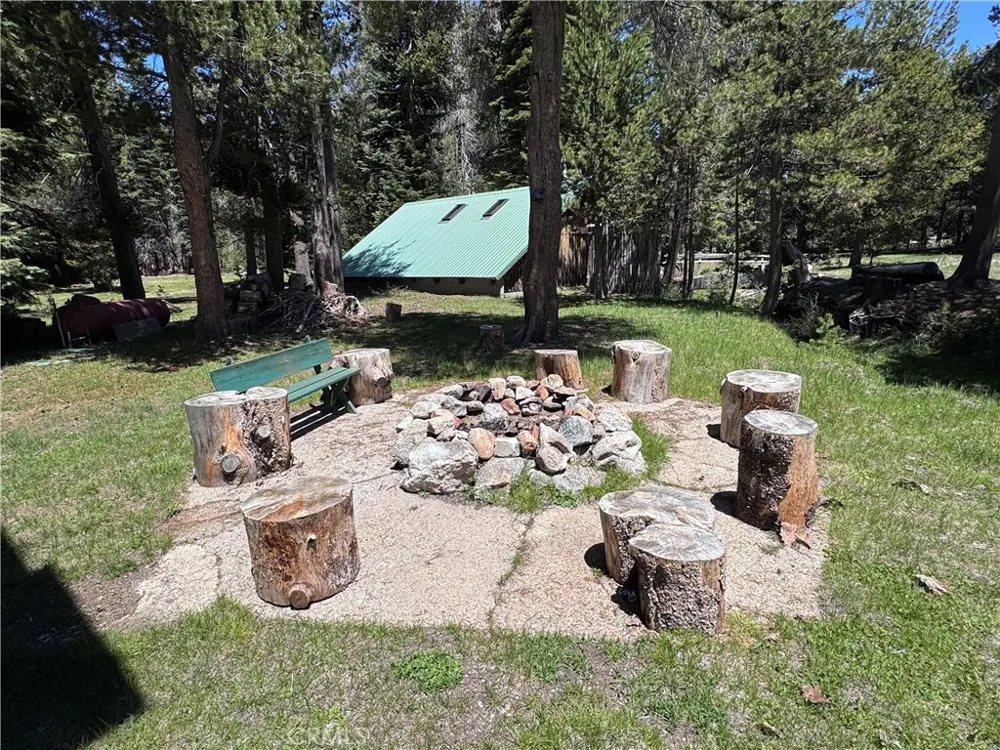 10 Beasore Road Bass Lake, CA 93604