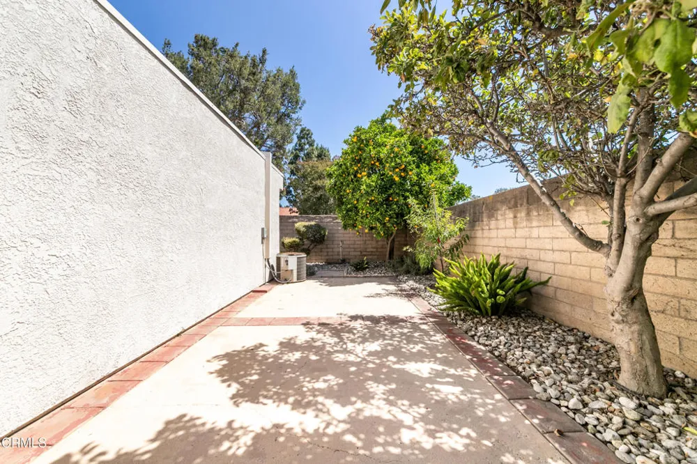 2210 Placita San Dimas Camarillo, CA 93010