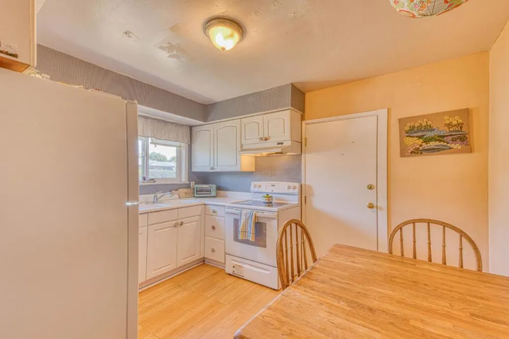 1833 Waring Street Seaside, CA 93955