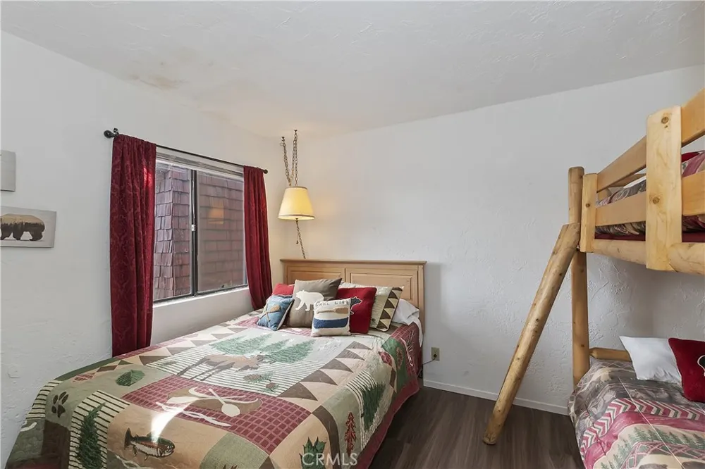 861 Thrush Unit #14 Big Bear Lake, CA 92315
