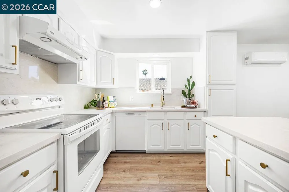 2135 Via Alta Benicia, CA 94510