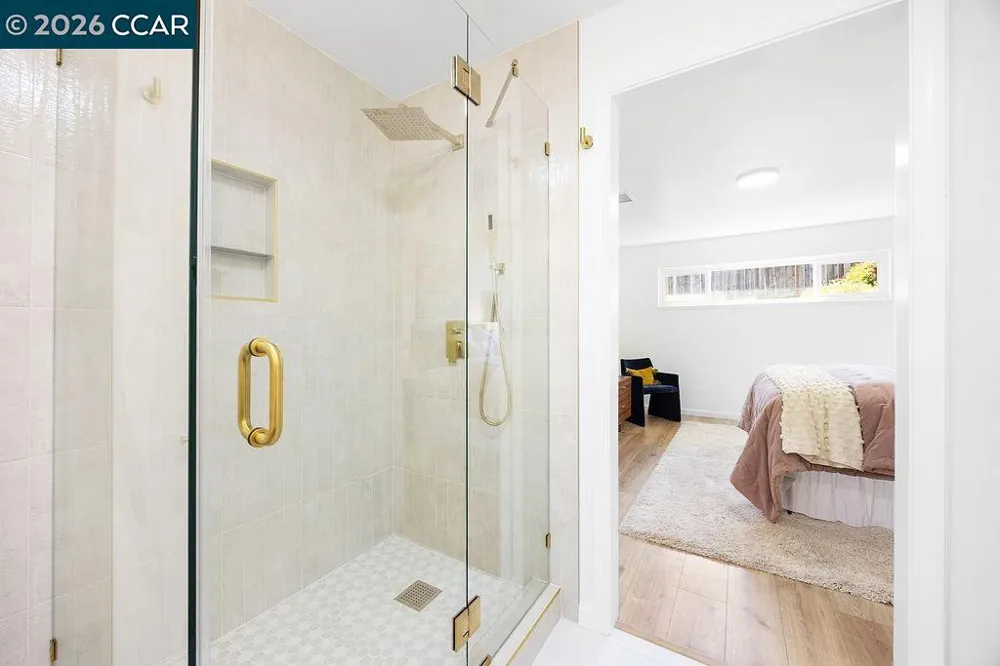 2135 Via Alta Benicia, CA 94510