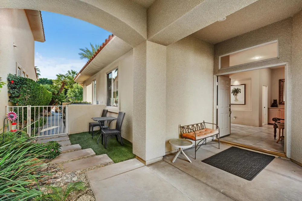 223 Kavenish Drive Rancho Mirage, CA 92270