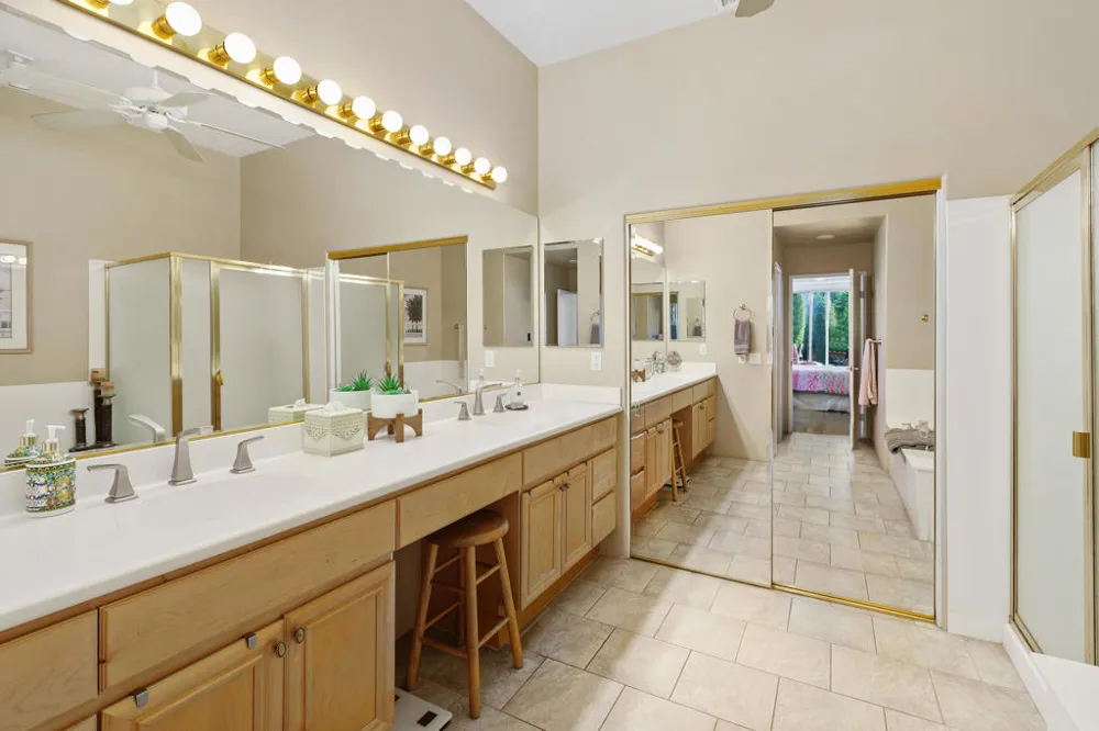 223 Kavenish Drive Rancho Mirage, CA 92270