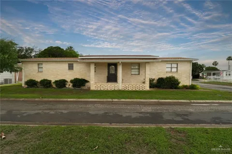 4 Pocahontas Drive