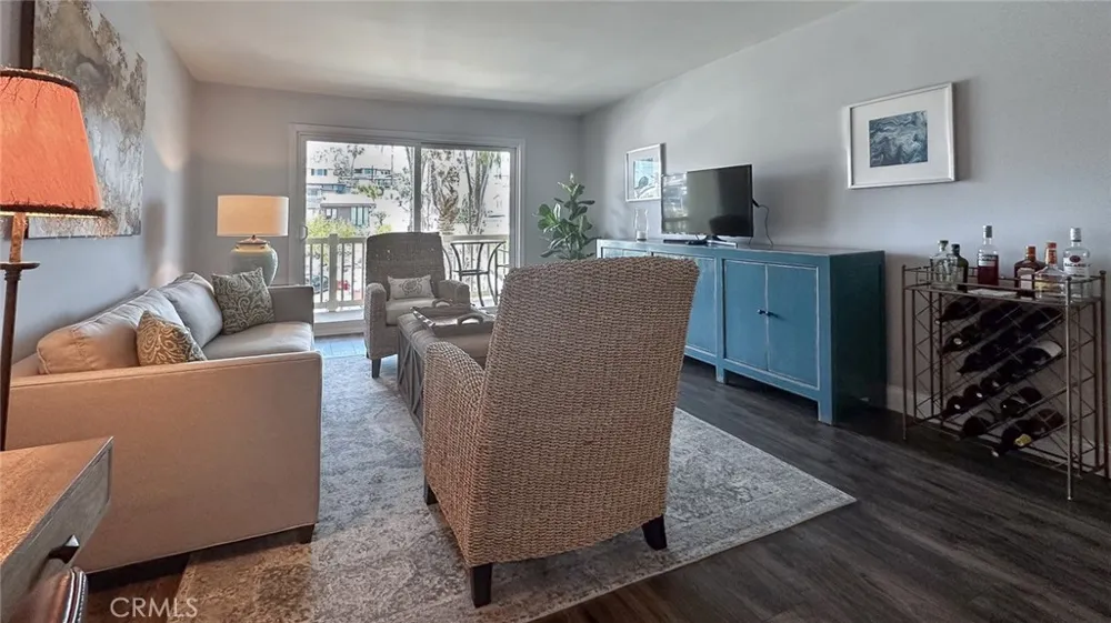 1707 Pacific Coast #507 Hermosa Beach, CA 90254