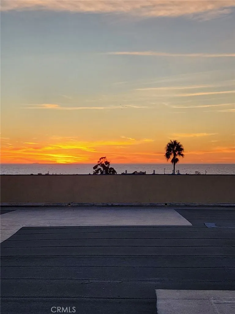 1707 Pacific Coast #507 Hermosa Beach, CA 90254