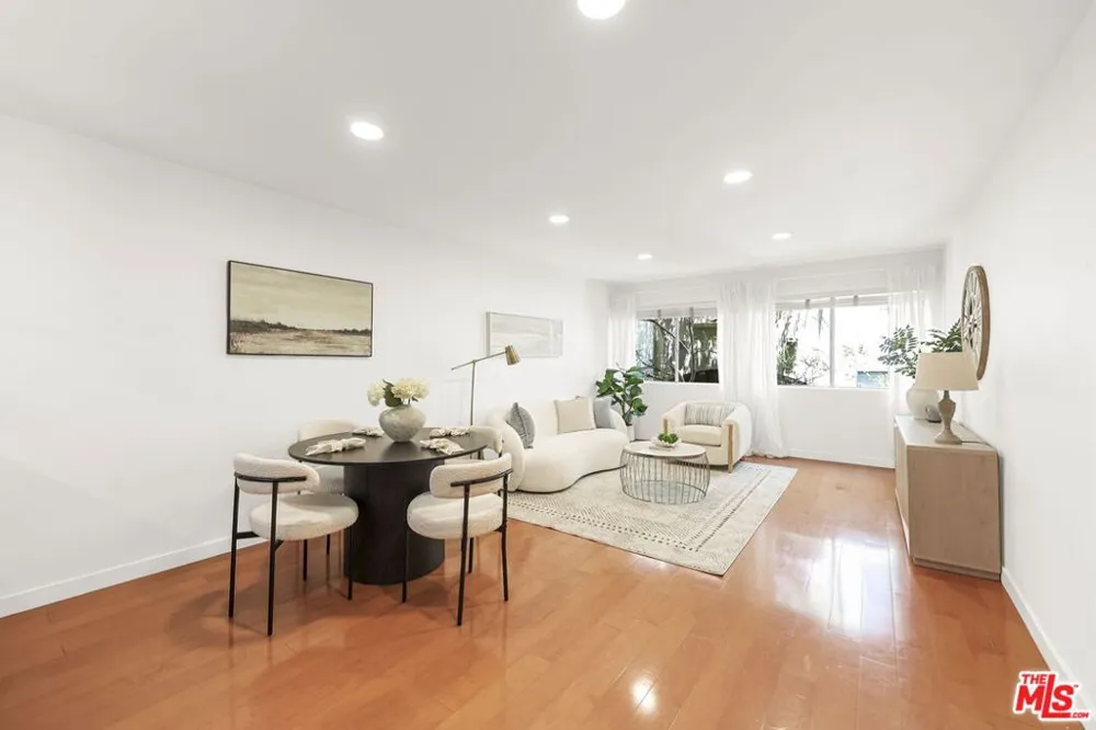 532 Rossmore Avenue #203 Los Angeles, CA 90004