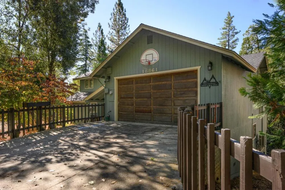 18861 Lookout Drive Twain Harte, CA 95383
