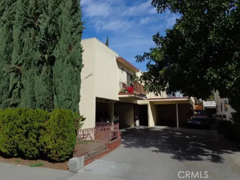 10721 Bloomfield