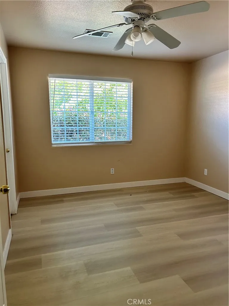 13955 Okesa Apple Valley, CA 92307