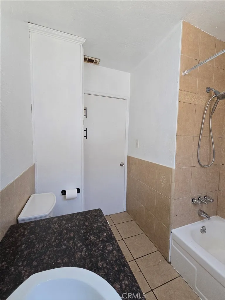 734 Lee San Bernardino, CA 92405