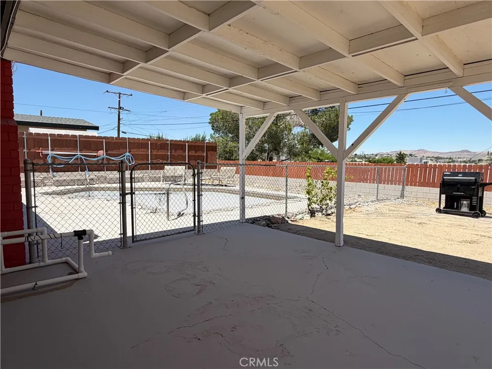 1505 Church Barstow, CA 92311