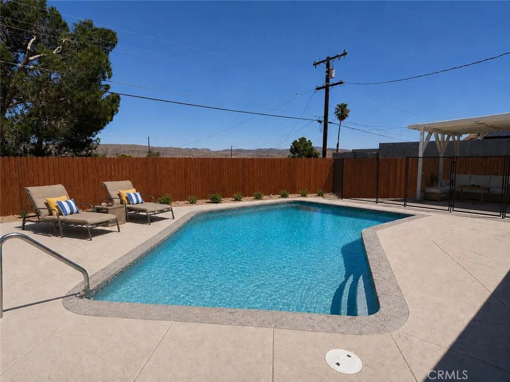 1505 Church Barstow, CA 92311