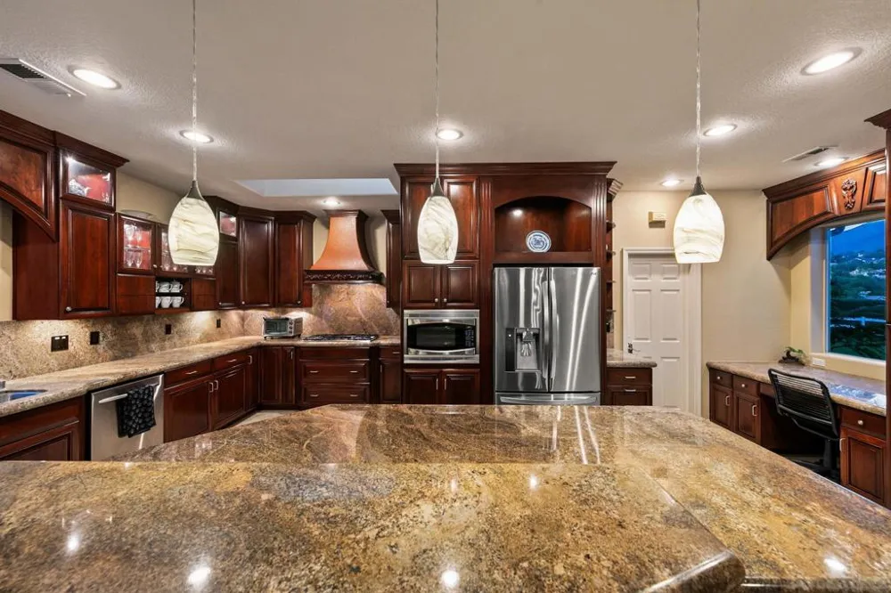 2389 Victoria Circle Alpine, CA 91901