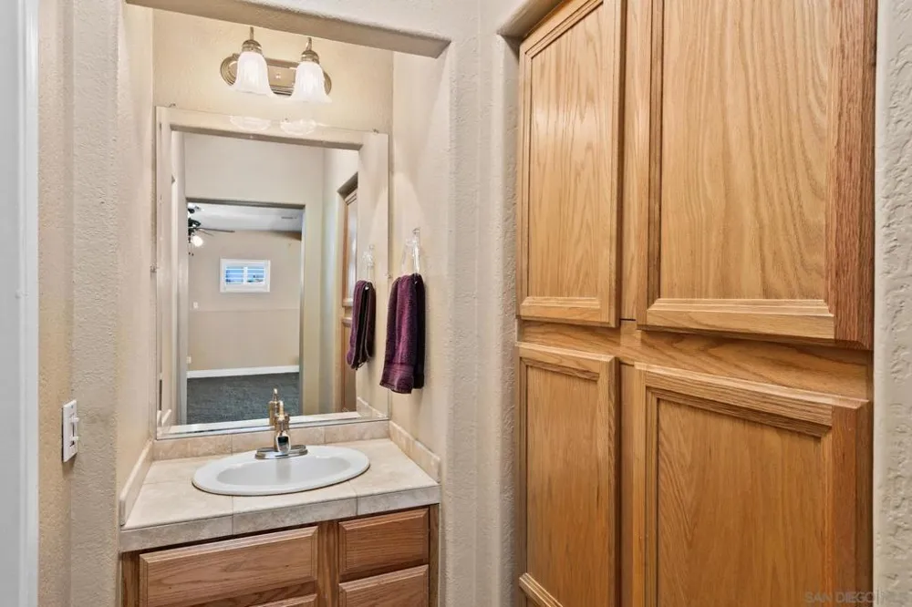 2389 Victoria Circle Alpine, CA 91901