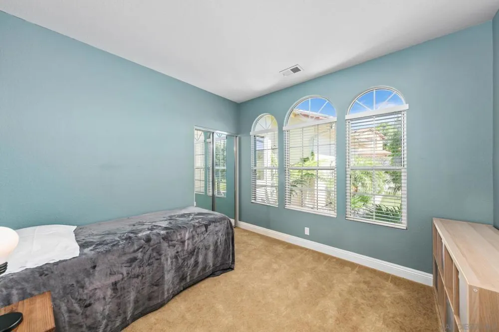 2389 Victoria Circle Alpine, CA 91901