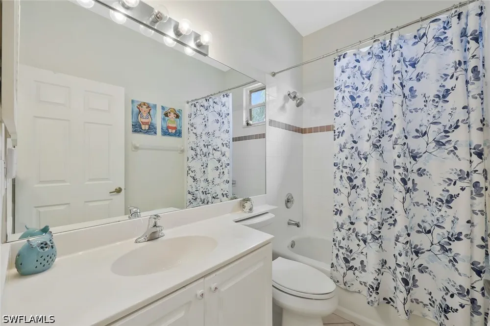 Berkshire Pines Drive Naples, FL 34104