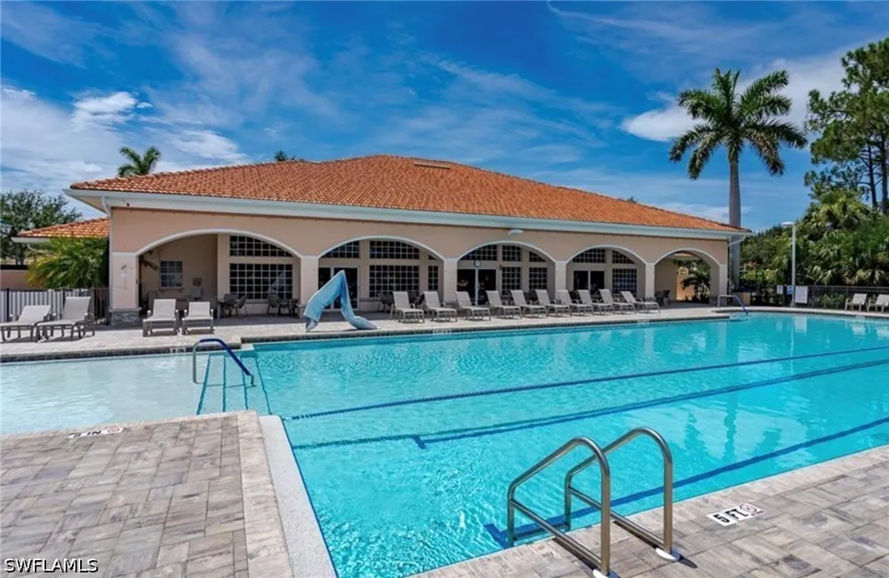 Berkshire Pines Drive Naples, FL 34104