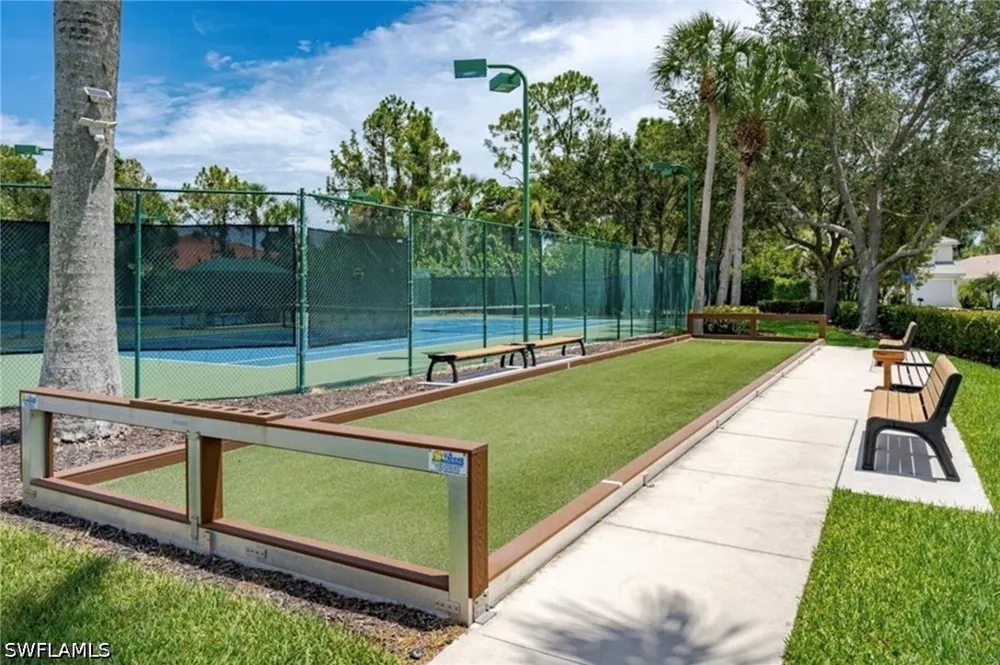 Berkshire Pines Drive Naples, FL 34104