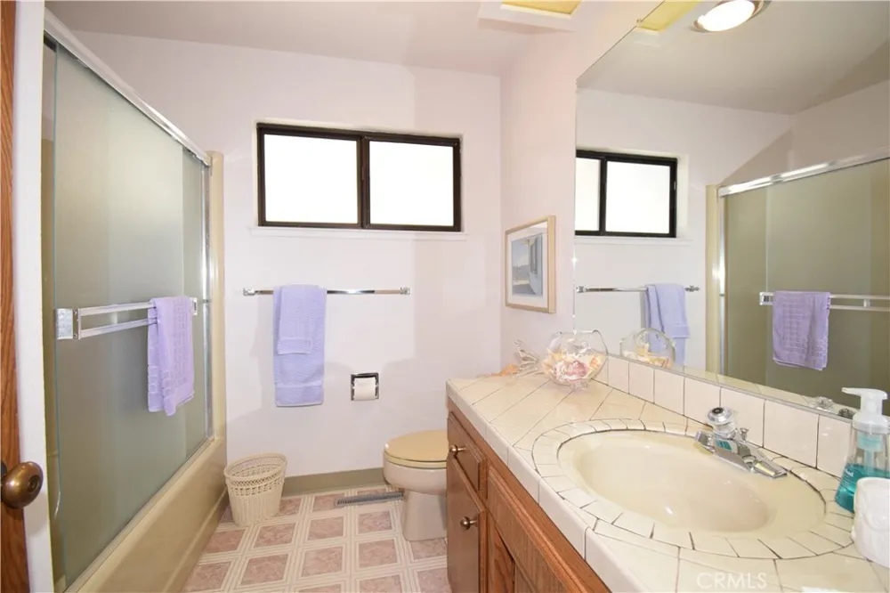9511 Windflower Pt Clearlake, CA 95422