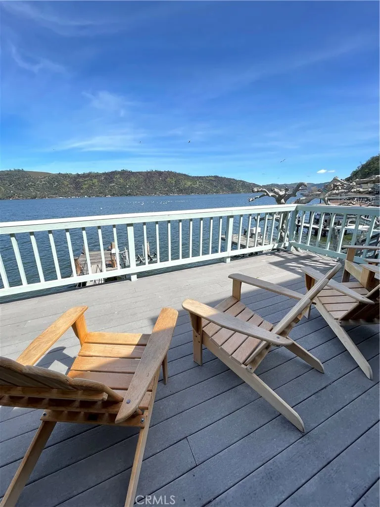9511 Windflower Pt Clearlake, CA 95422