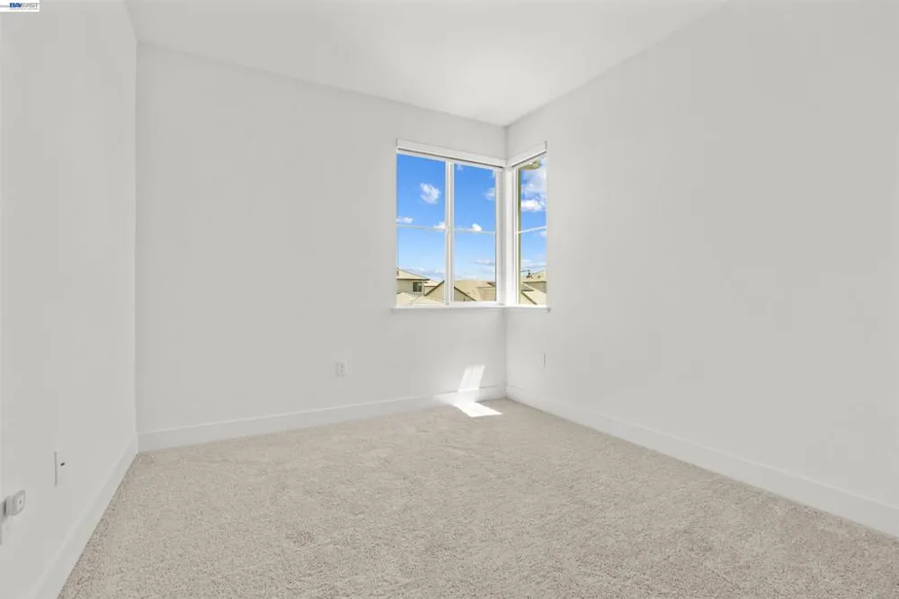 3482 Dobbins Ct Lathrop, CA 95330