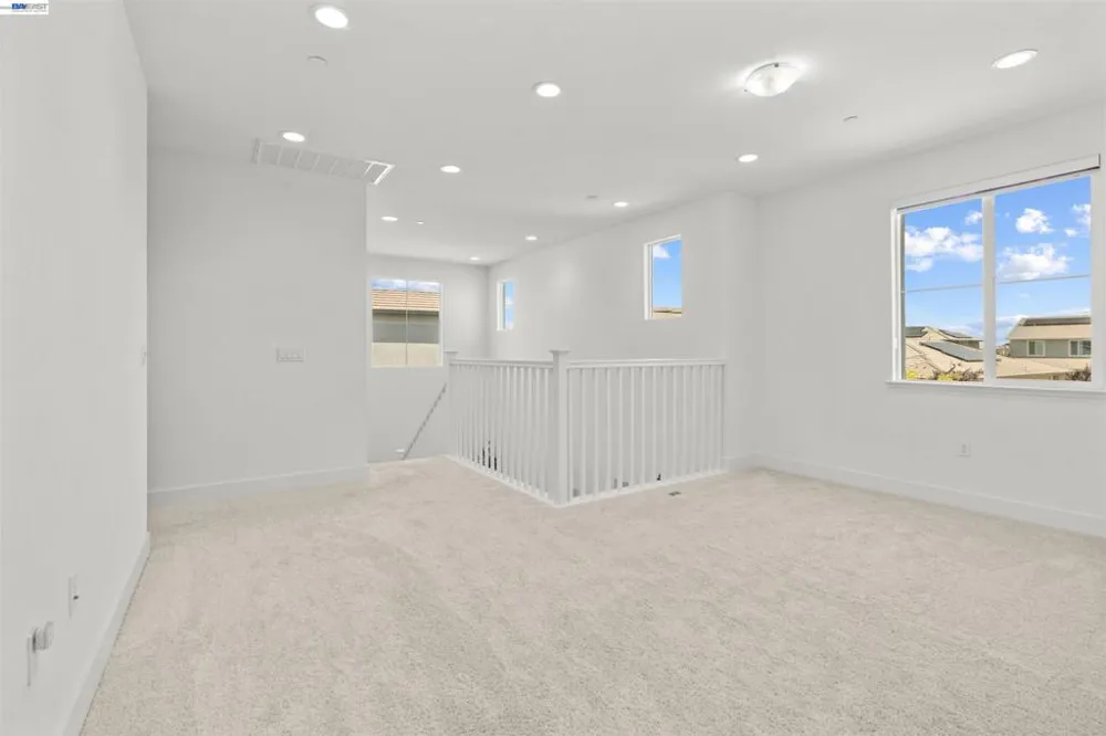 3482 Dobbins Ct Lathrop, CA 95330