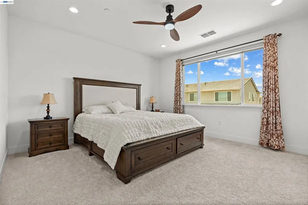 3482 Dobbins Ct Lathrop, CA 95330
