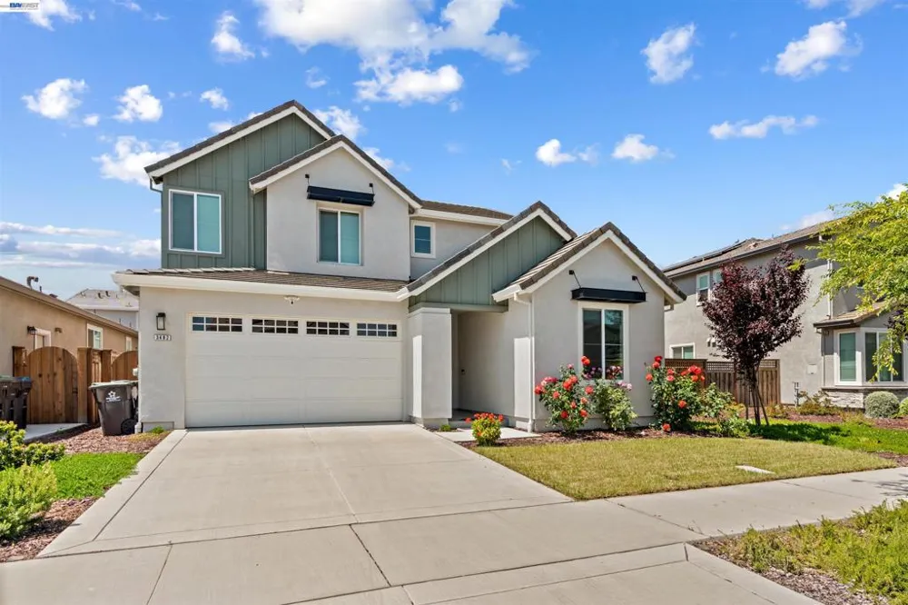 3482 Dobbins Ct Lathrop, CA 95330