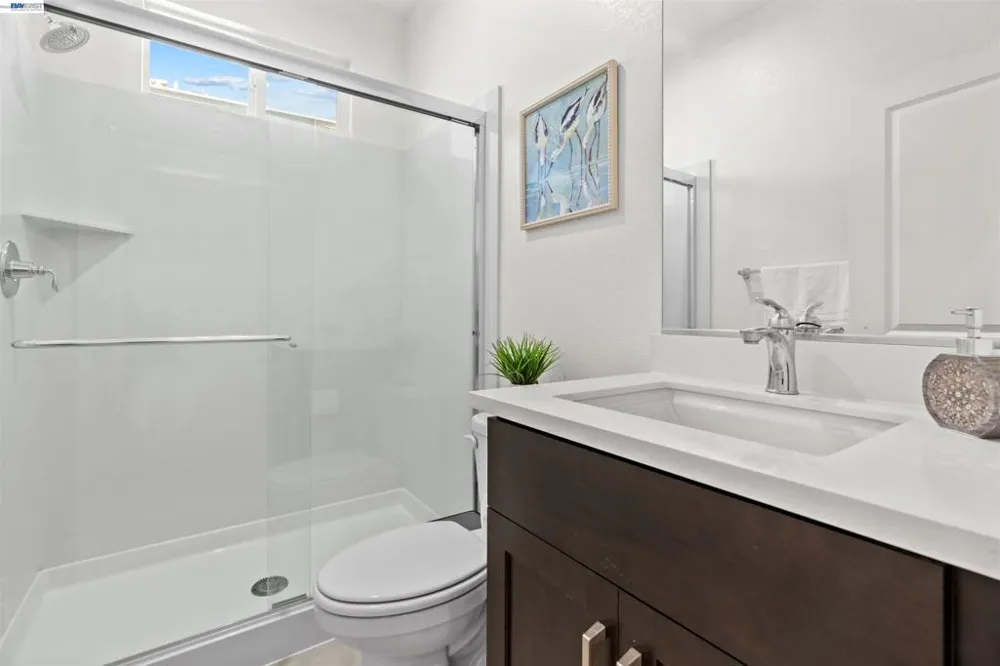 3482 Dobbins Ct Lathrop, CA 95330