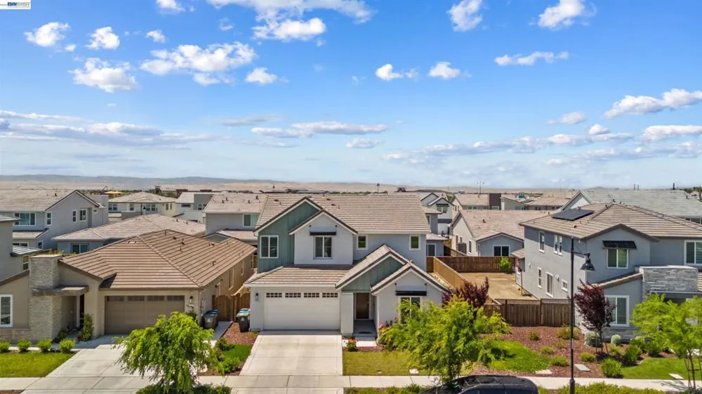 3482 Dobbins Ct Lathrop, CA 95330