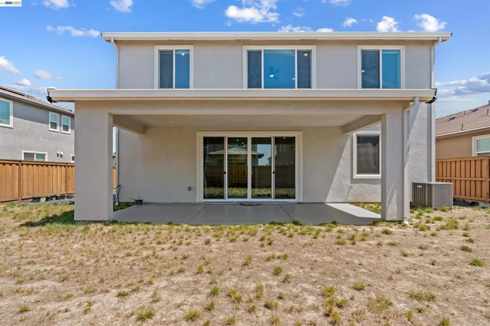 3482 Dobbins Ct Lathrop, CA 95330