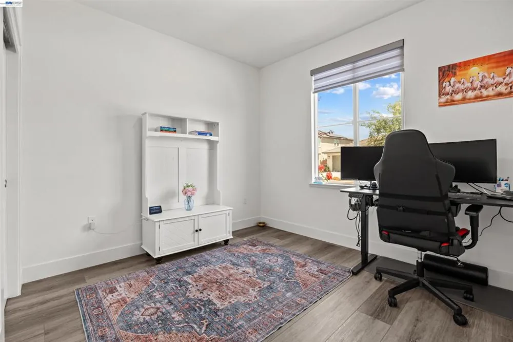 3482 Dobbins Ct Lathrop, CA 95330