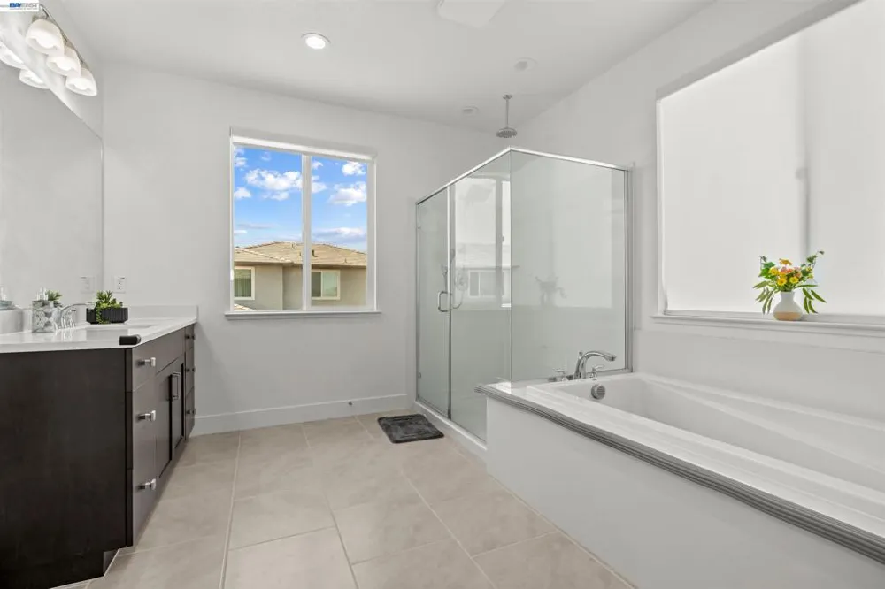 3482 Dobbins Ct Lathrop, CA 95330