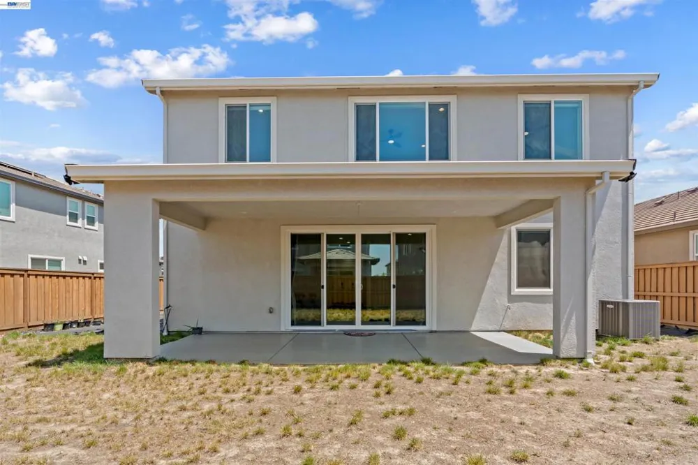 3482 Dobbins Ct Lathrop, CA 95330