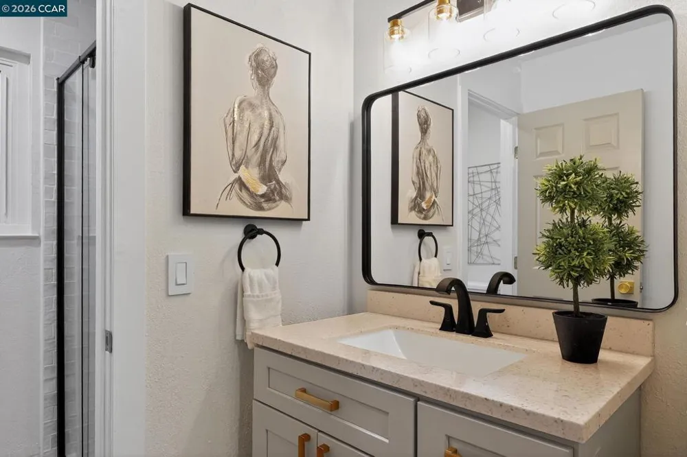 19036 Junipero Serra Drive Sonoma, CA 95476