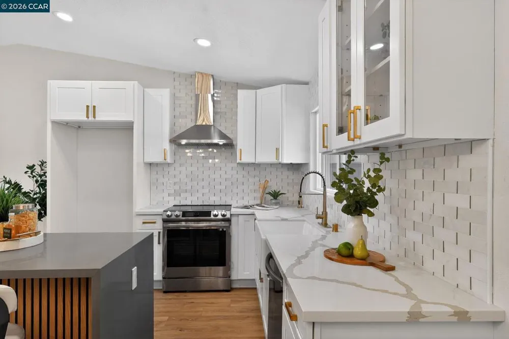 19036 Junipero Serra Drive Sonoma, CA 95476