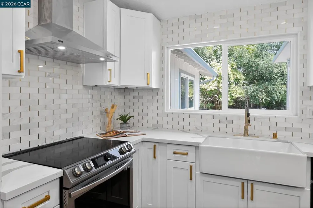 19036 Junipero Serra Drive Sonoma, CA 95476