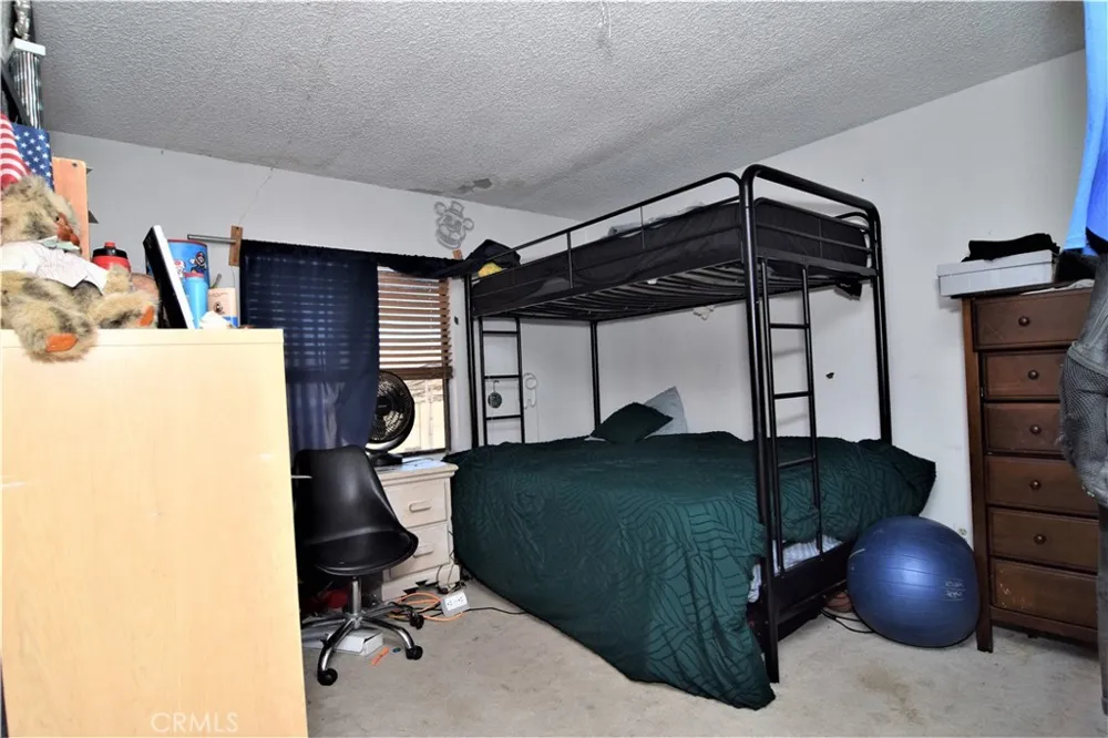 10140 Arrow Littlerock, CA 93543