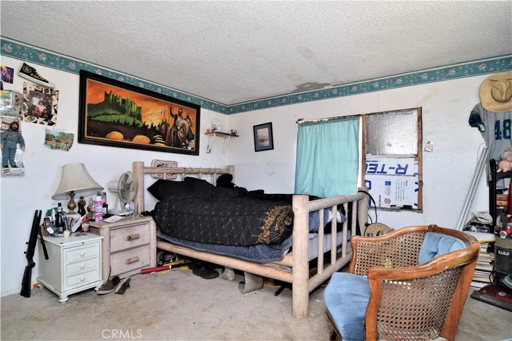 10140 Arrow Littlerock, CA 93543