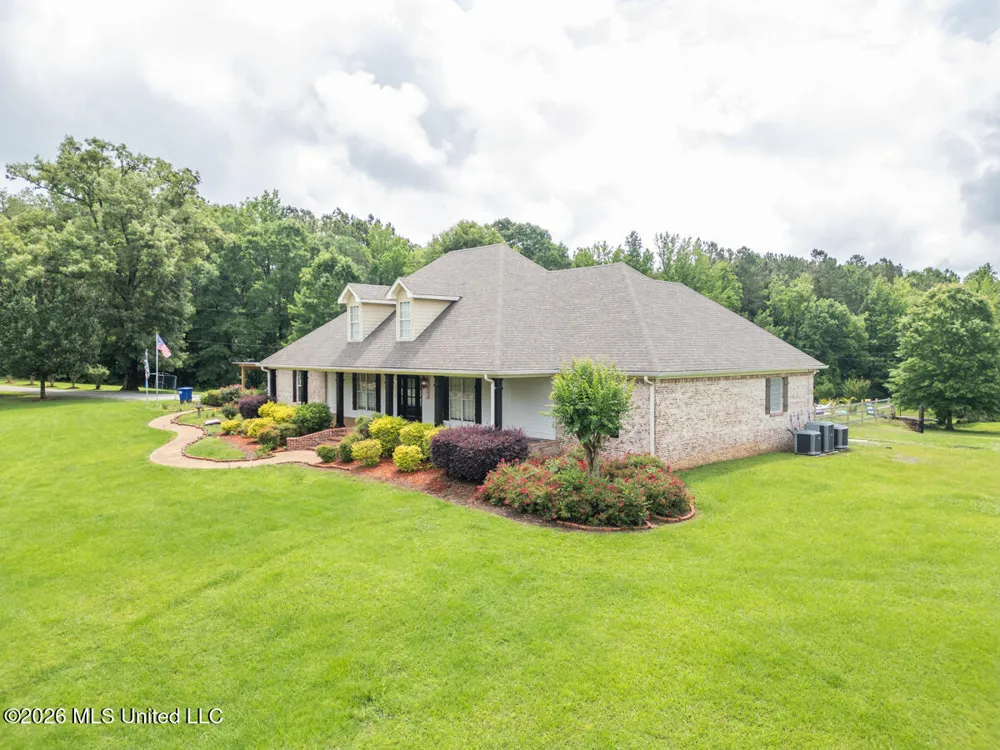 1529 Lower Milligan Springs Road Kilmichael, MS 39747